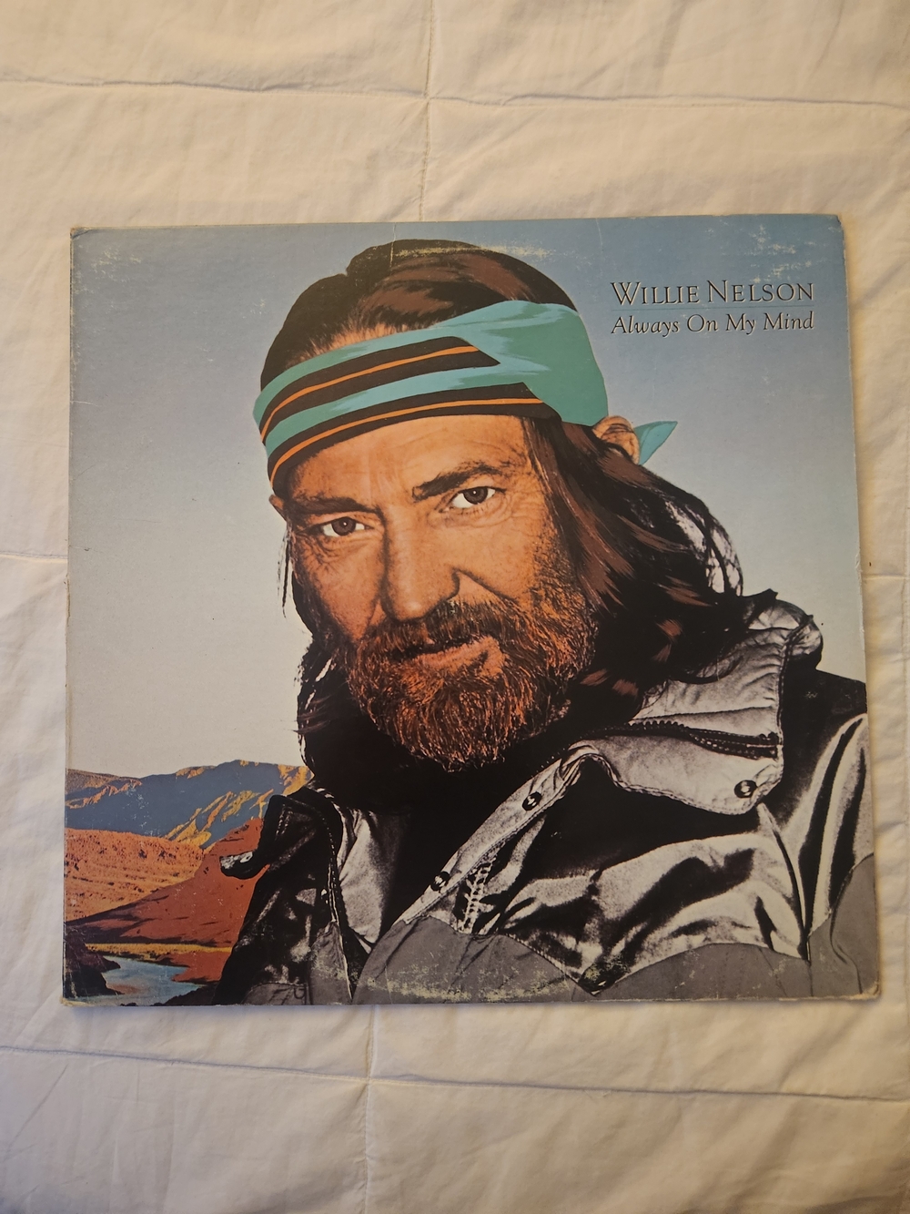 Willie Nelson -- Always On My Mind Vintage Vinyl Record -- Fair Condition